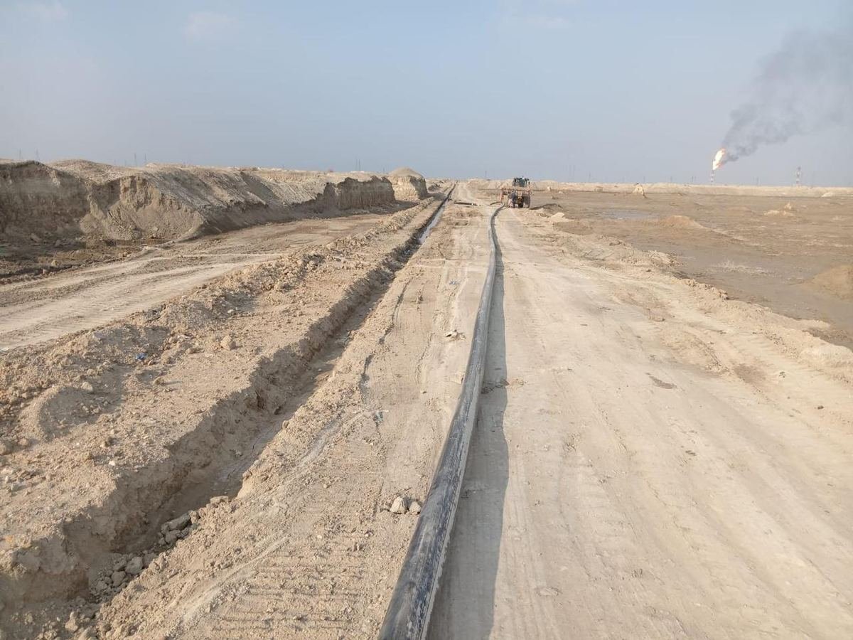 Flexible pipeline route