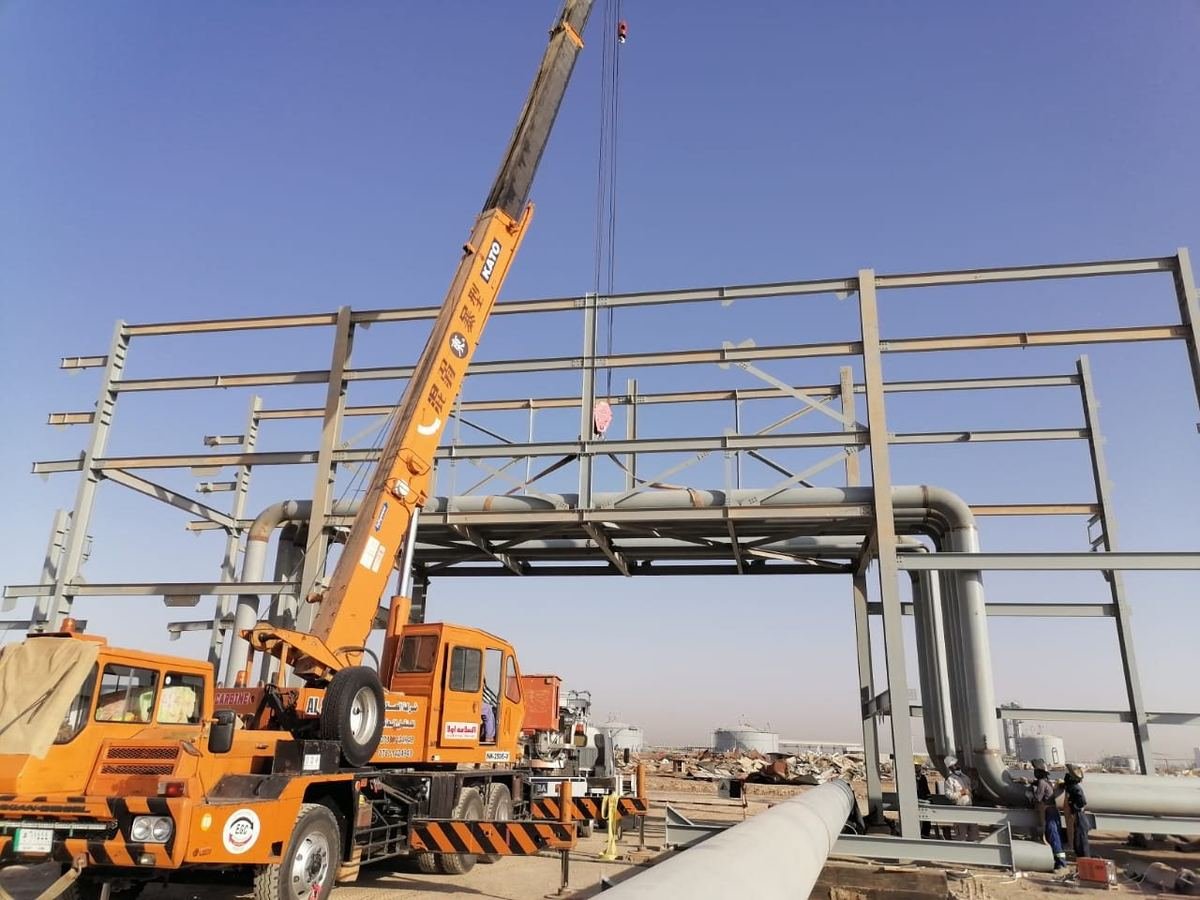 Steel structure and piping erection
